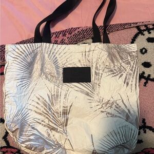 ALOHA Collection Tropical Palm Tote - White and Brown